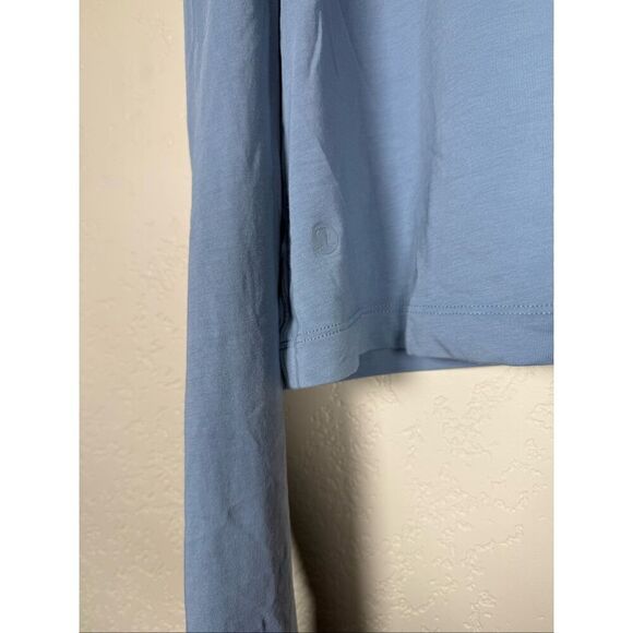 Lululemon Check the Box Long Sleeve in Chambray - Picture 6 of 6